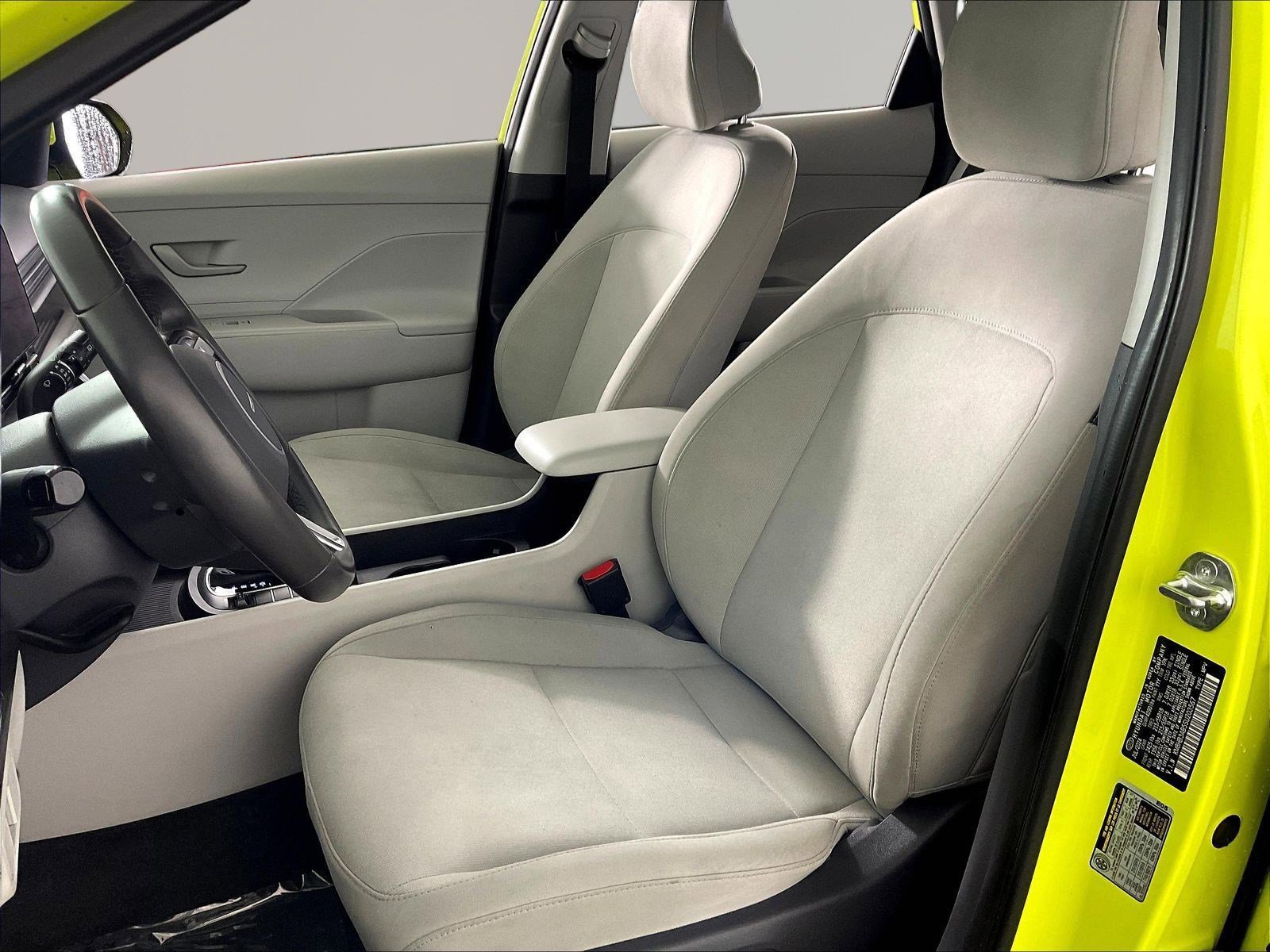 2025 Hyundai Kona SEL - Photo 20