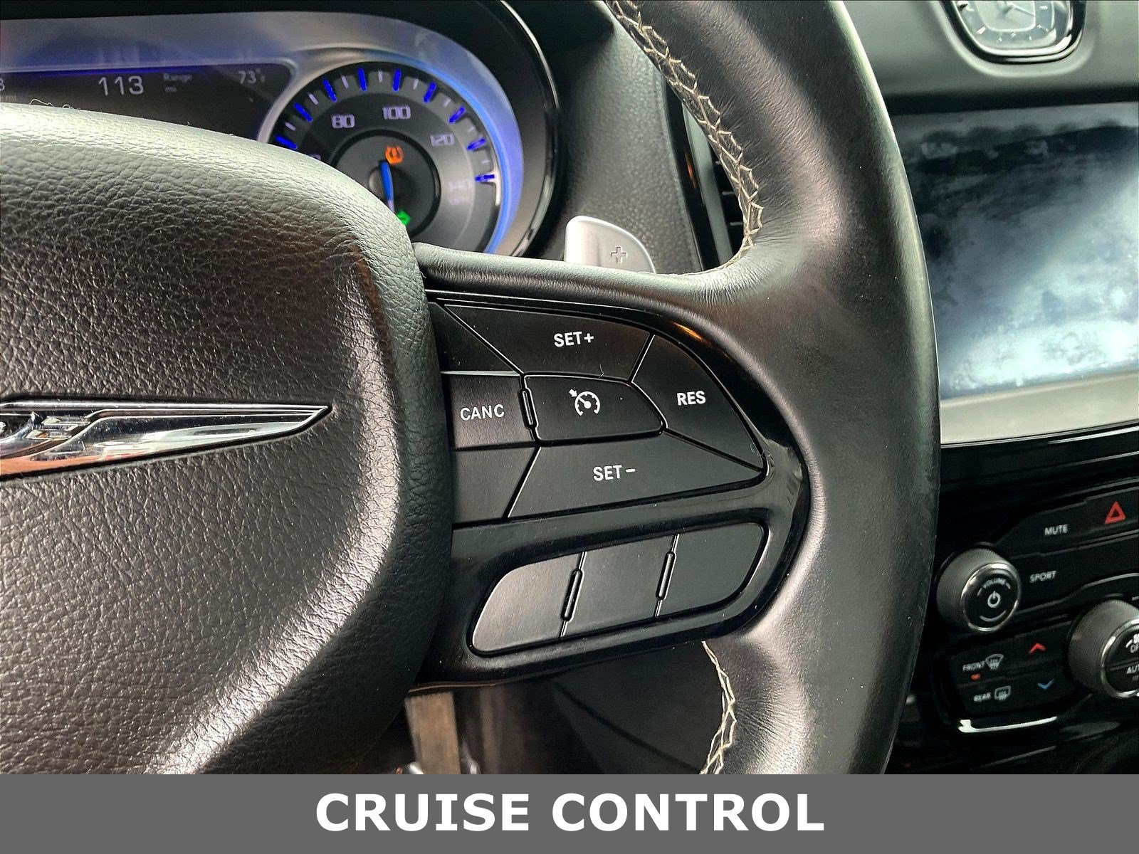 2018 Chrysler 300 S - Photo 14