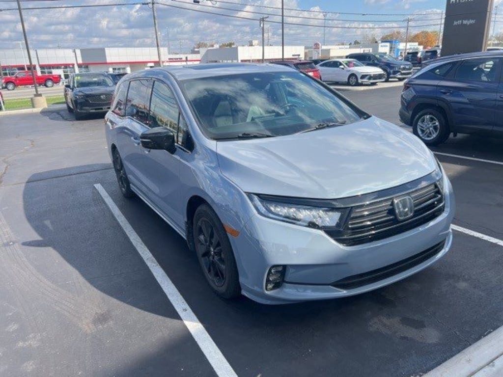 Used 2023 Honda Odyssey Sport Van