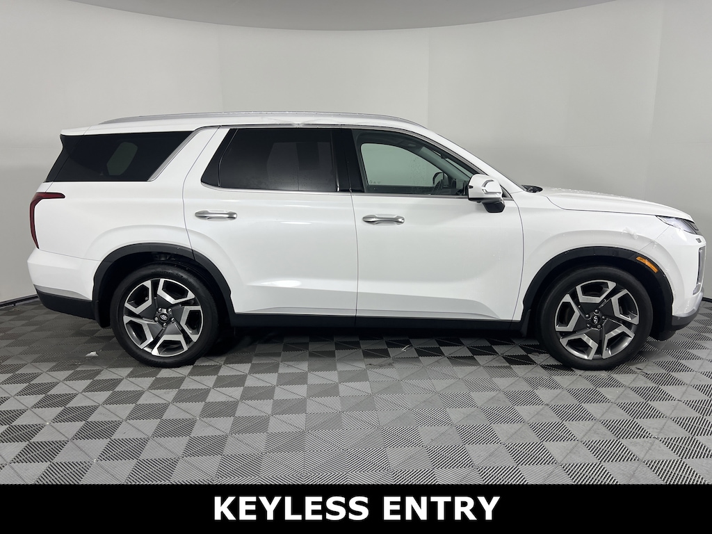 Used 2023 Hyundai Palisade SEL SUV