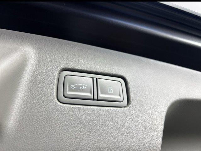 2026 Hyundai Palisade Limited - Photo 13