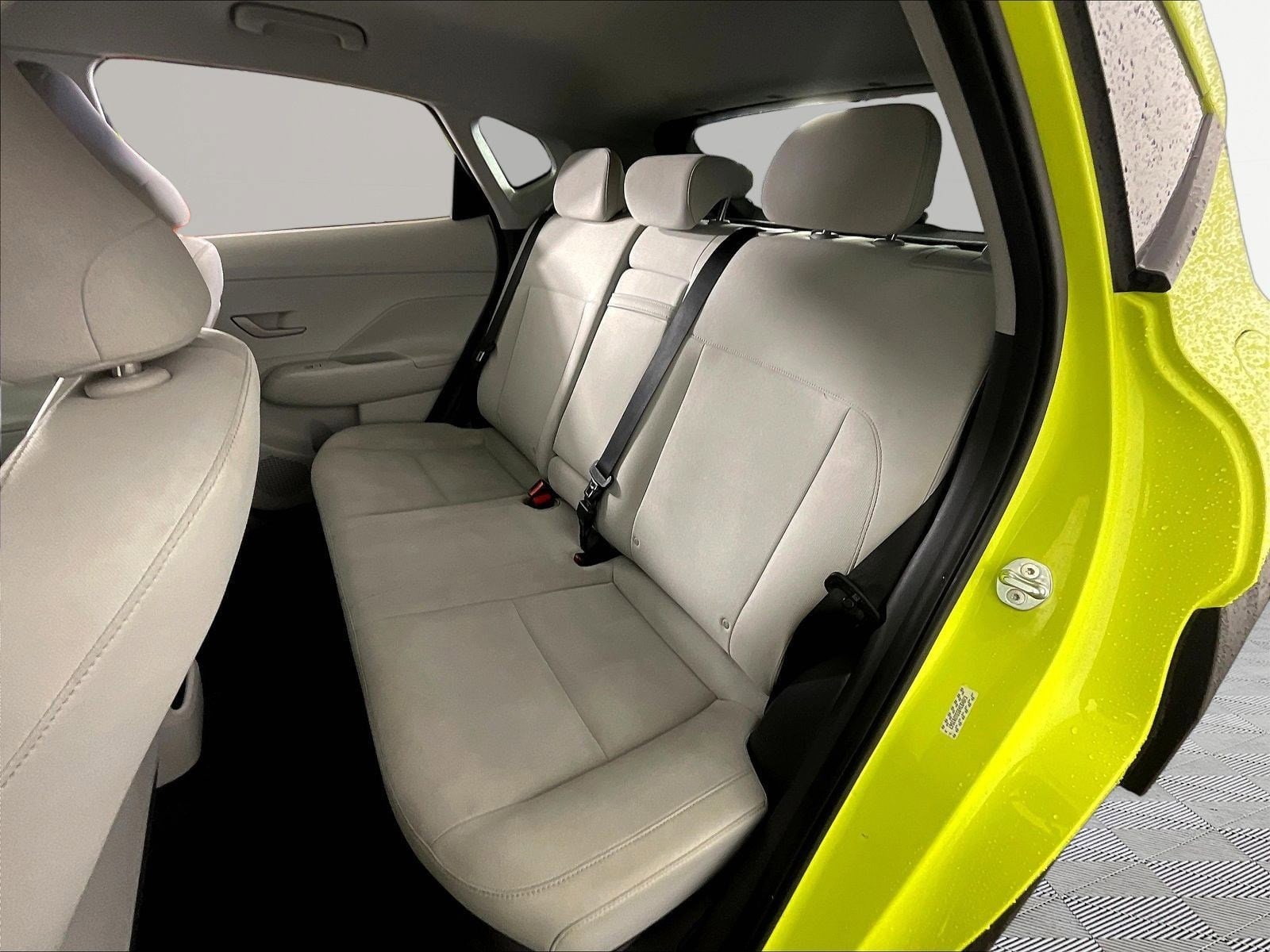 2025 Hyundai Kona SEL - Photo 21