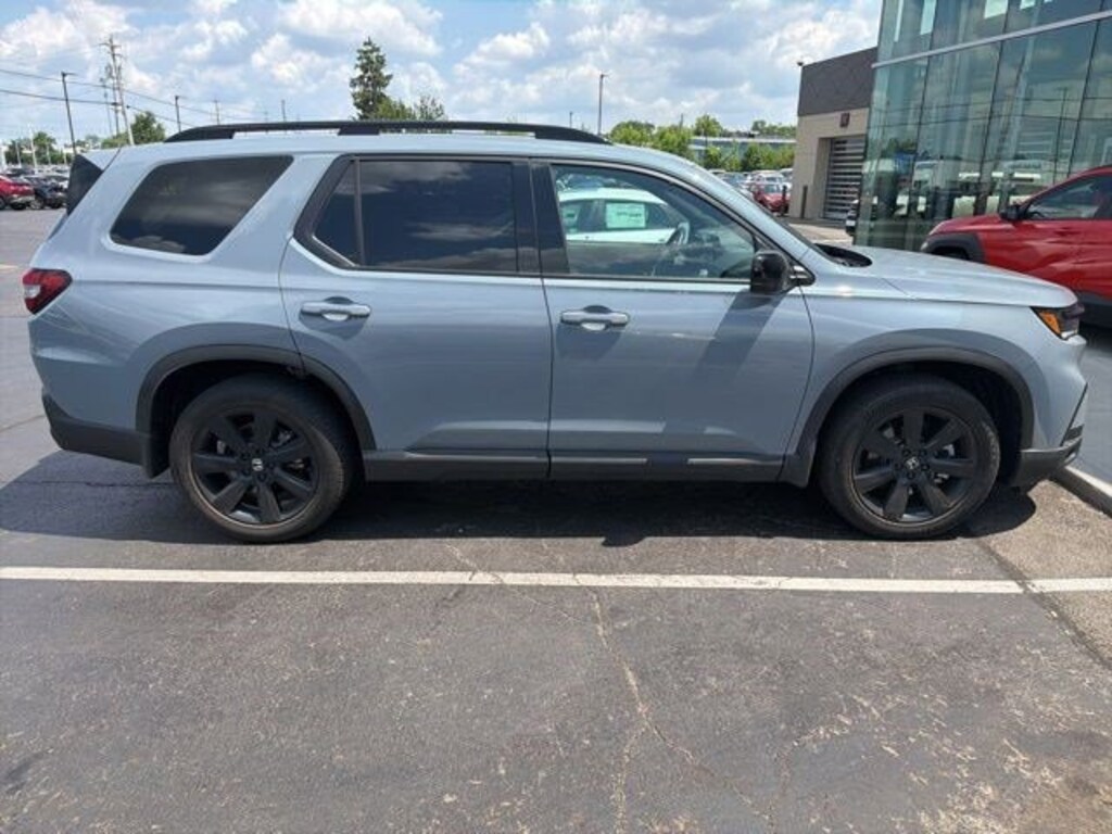Used 2025 Honda Pilot Black Edition SUV
