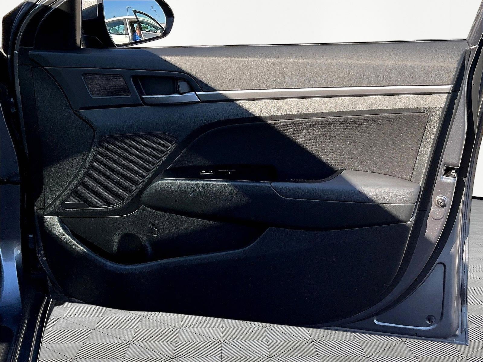 2018 Hyundai Elantra Value Edition - Photo 26