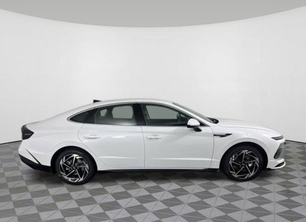 New 2026 Hyundai Sonata SEL Sport Sedan