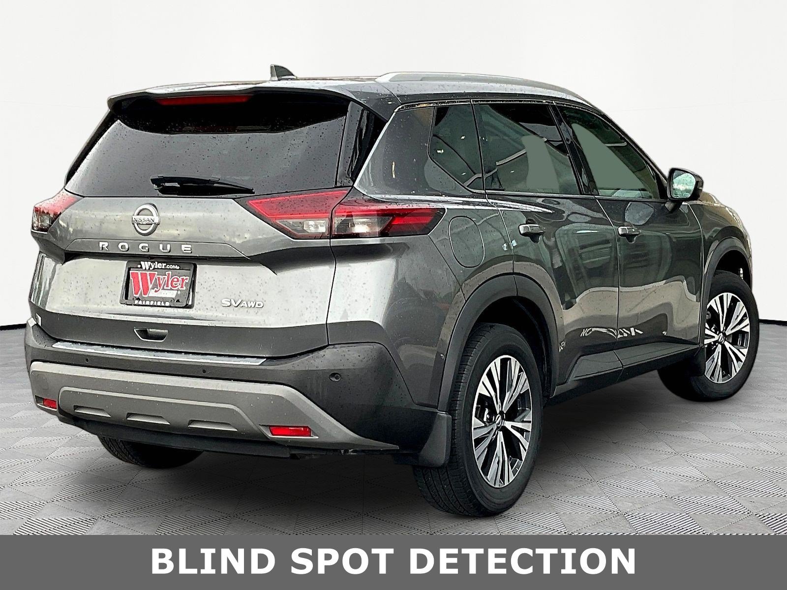 2021 Nissan Rogue SV - Photo 8