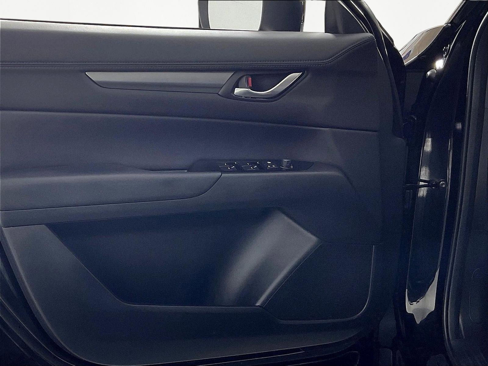 2023 Mazda CX-5 S Preferred package - Photo 18