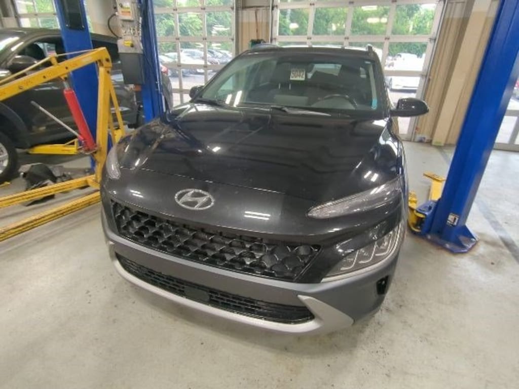 Used 2023 Hyundai Kona Limited SUV