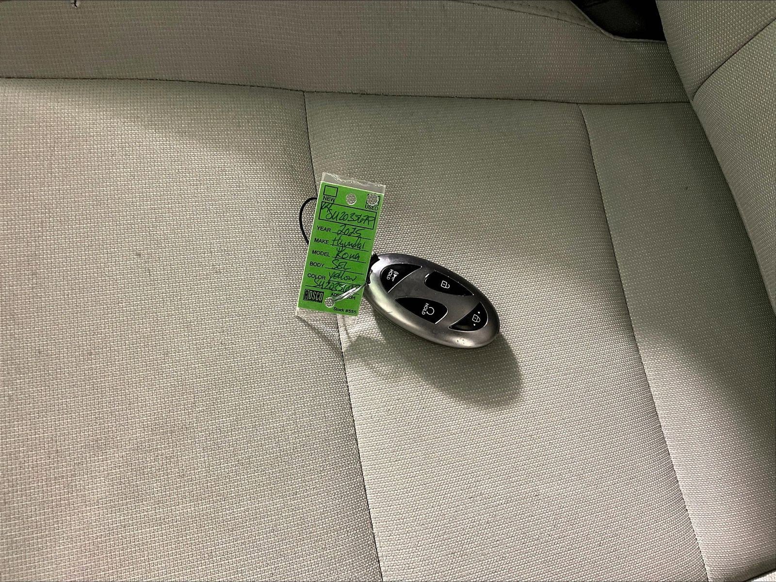 2025 Hyundai Kona SEL - Photo 33