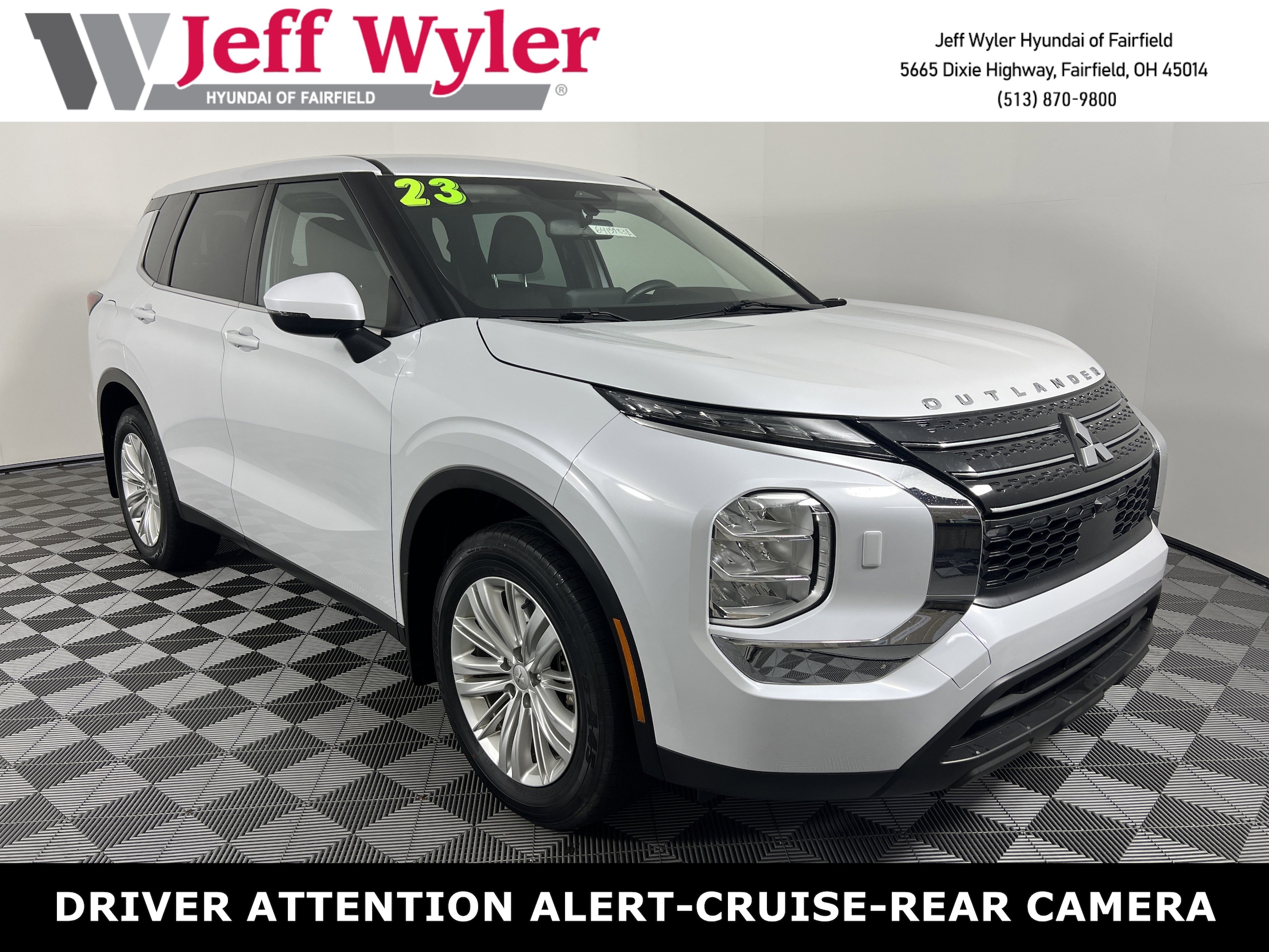 2023 Mitsubishi Outlander ES