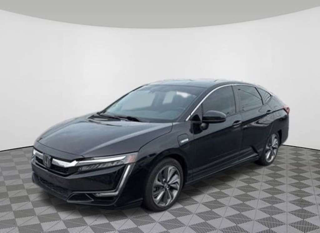 Used 2018 Honda Clarity Plug-In Hybrid Touring Sedan