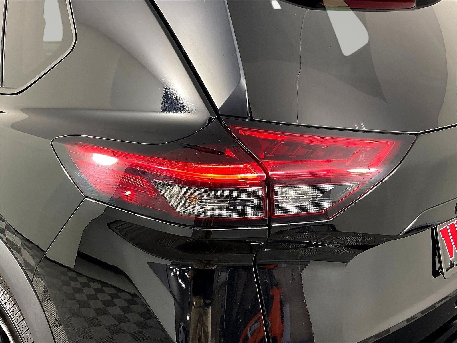 2024 Nissan Rogue SV - Photo 26