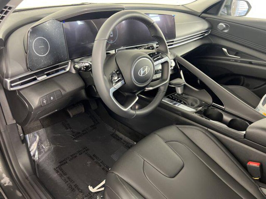 New 2026 Hyundai Elantra Limited Sedan