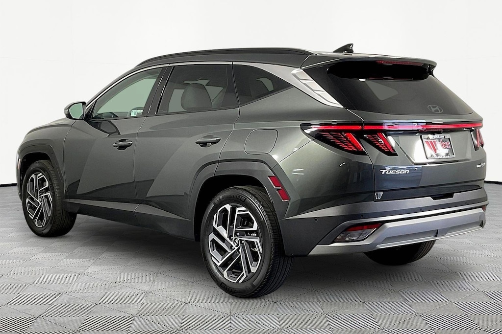 Certified 2025 Hyundai Tucson Hybrid Limited SUV
