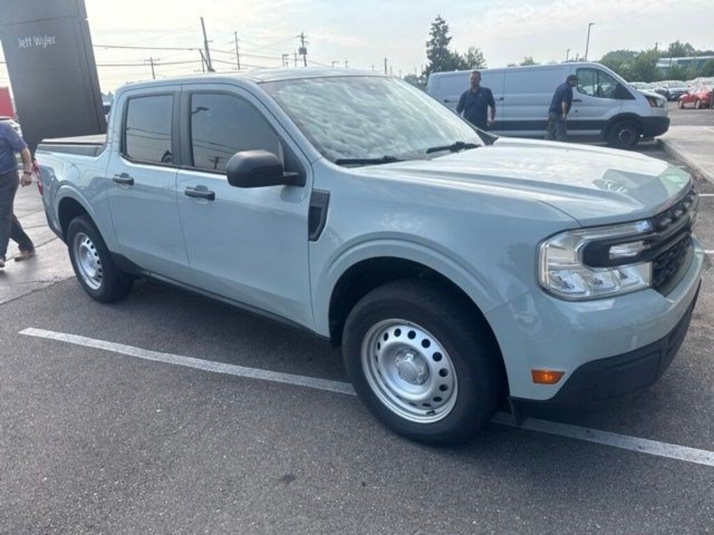 Used 2024 Ford Maverick XL Truck SuperCrew