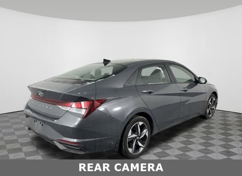 Used 2023 Hyundai Elantra SEL Sedan