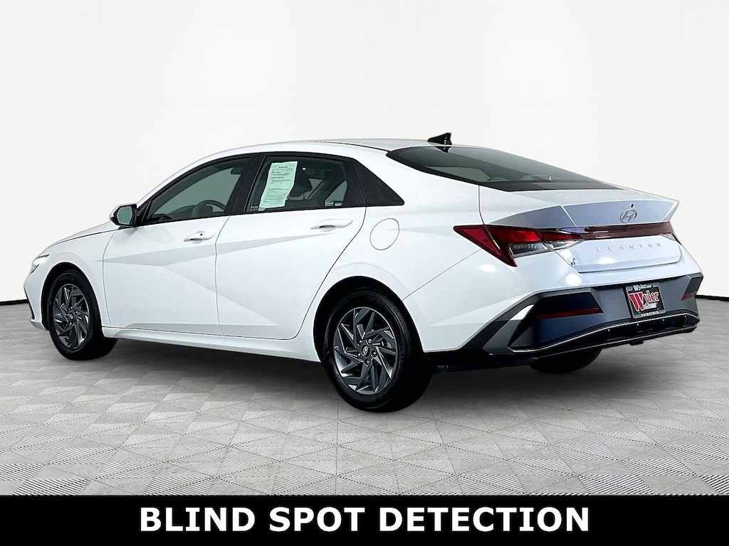 Used 2024 Hyundai Elantra SEL Sedan