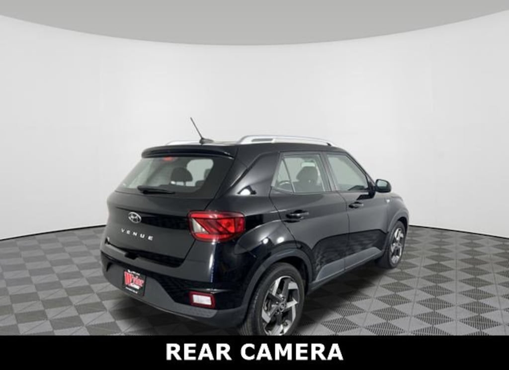 Used 2023 Hyundai Venue SEL SUV