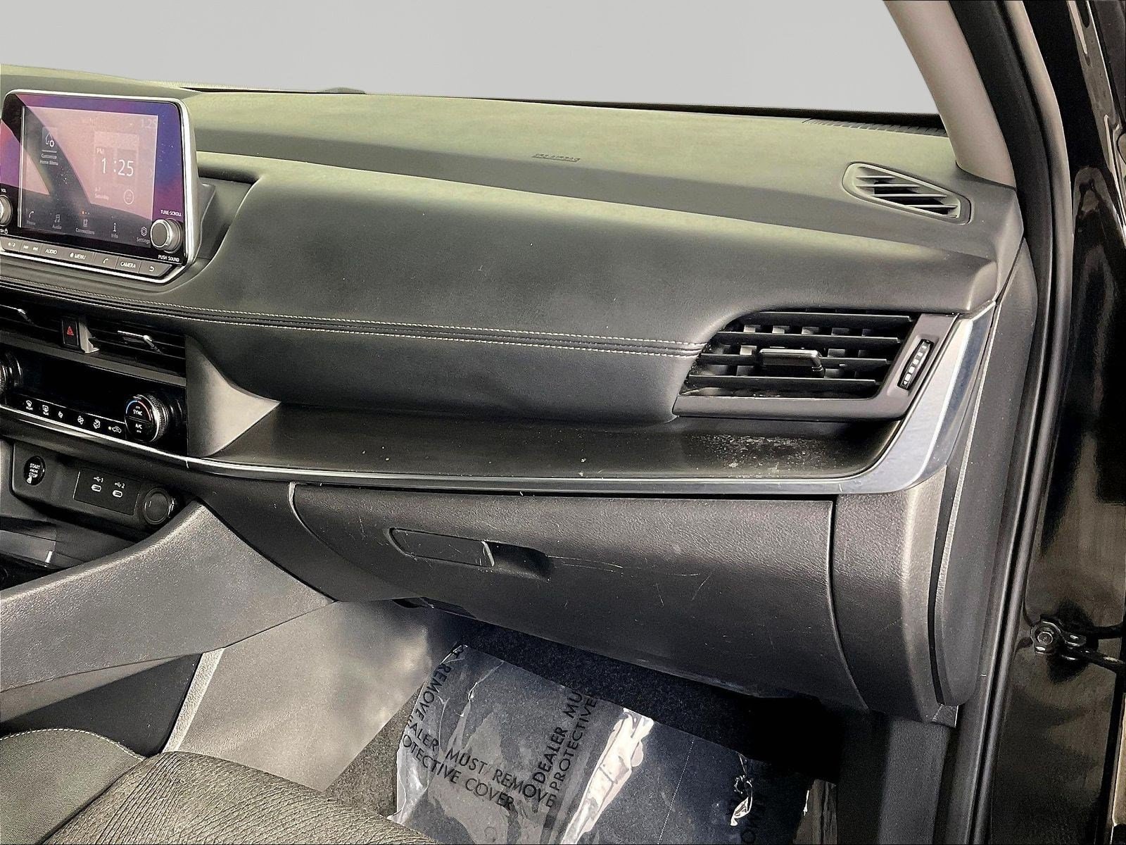 2024 Nissan Rogue SV - Photo 29