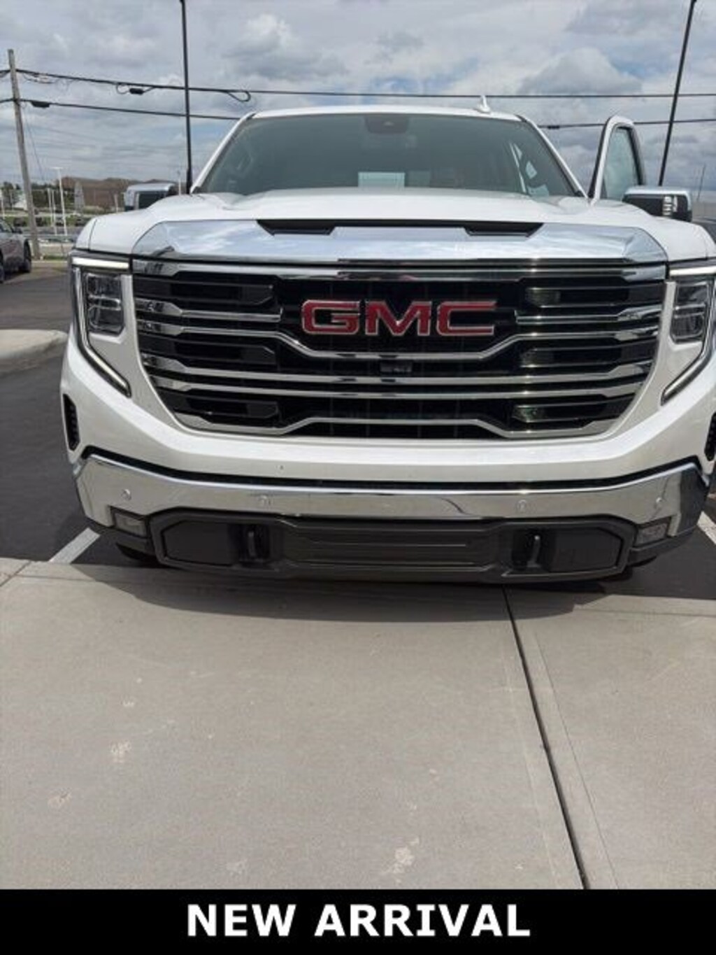 Used 2024 GMC Sierra 1500 SLT Truck Crew Cab