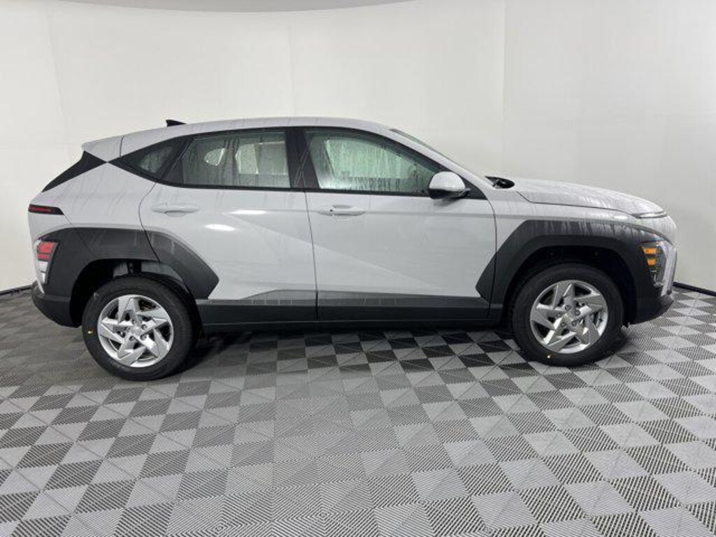 New 2026 Hyundai Kona SE AWD SUV