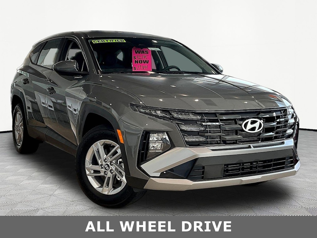 Certified 2025 Hyundai Tucson SE SUV