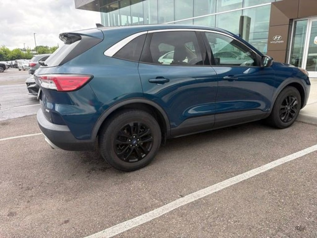 Used 2020 Ford Escape SE SUV