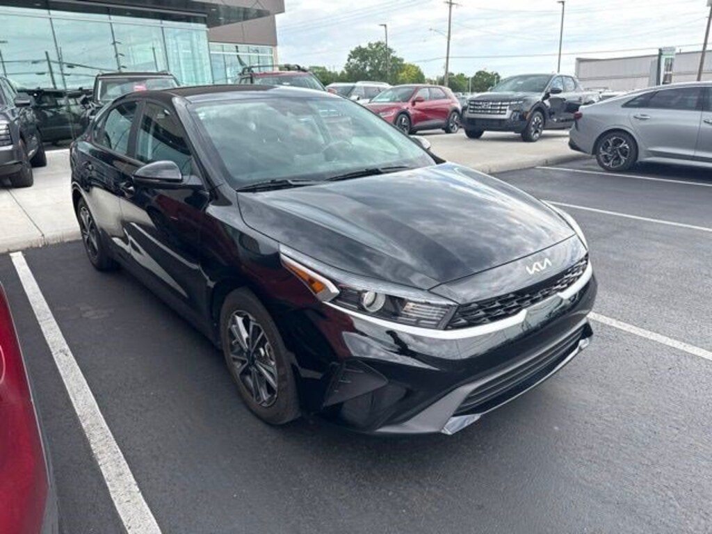 Used 2023 Kia Forte LXS Sedan