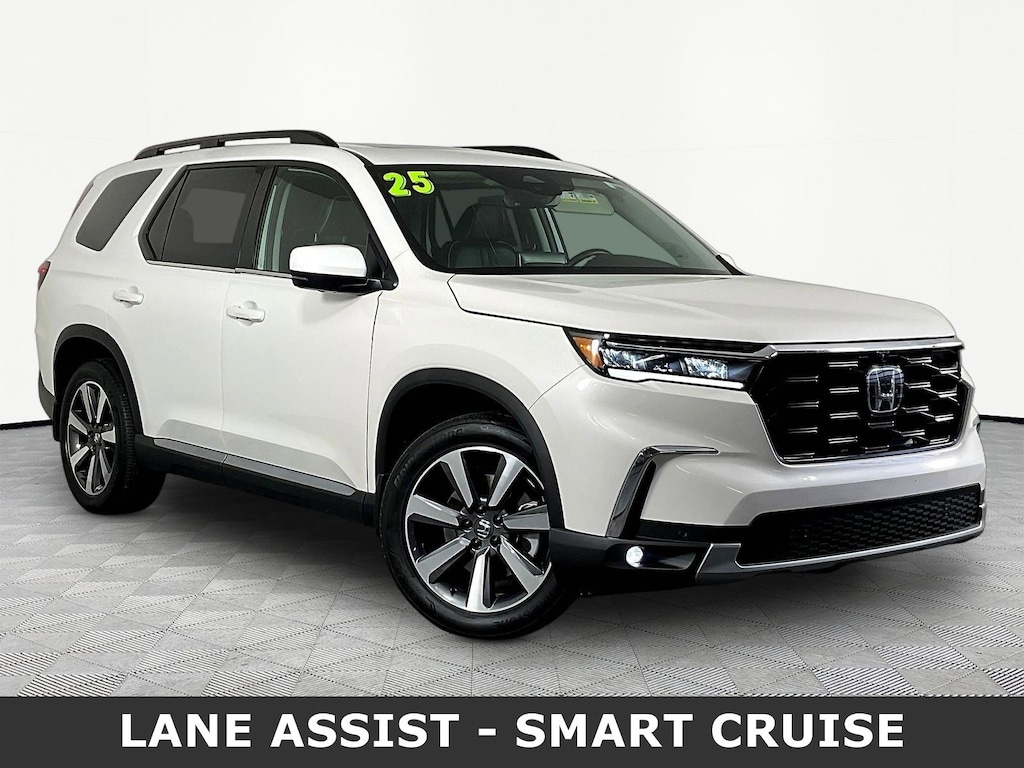 Used 2025 Honda Pilot Elite SUV