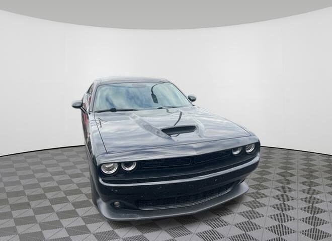 2021 Dodge Challenger R/T photo 2