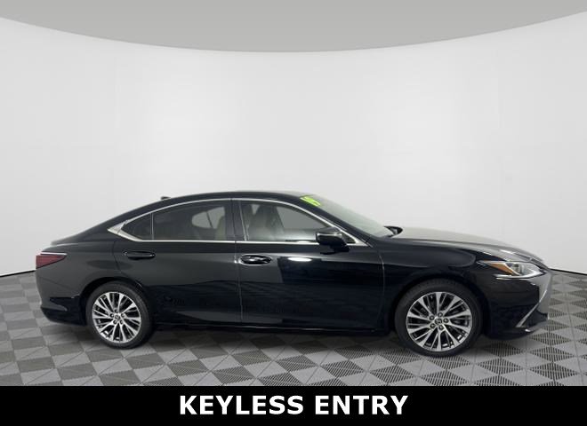 Used 2019 Lexus ES 350 with VIN 58ABZ1B11KU012183 for sale in Fairfield, OH