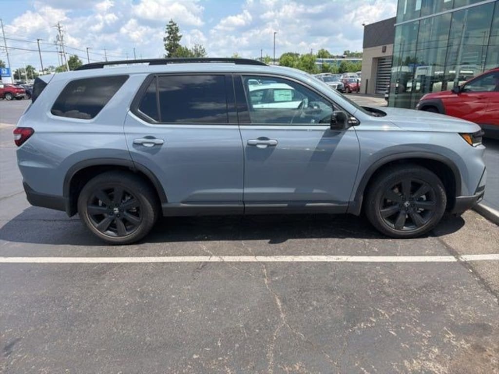 Used 2025 Honda Pilot Black Edition SUV