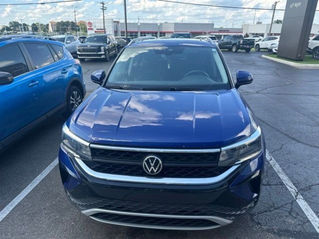 Used 2024 Volkswagen Taos 1.5T SE SUV