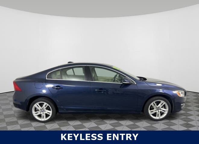 2015 Volvo S60 T5 Premier photo 2