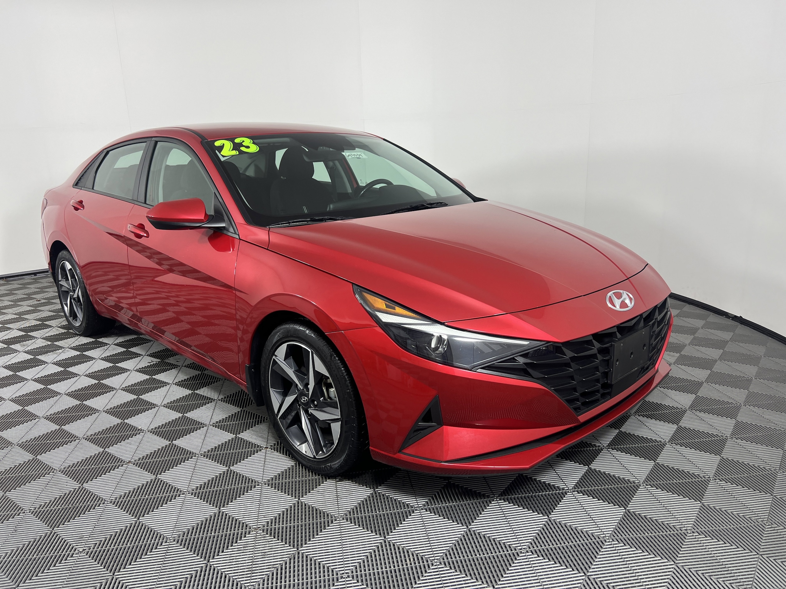 2023 Hyundai Elantra SEL's photo