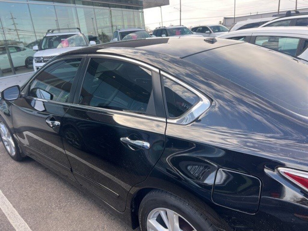 Used 2014 Nissan Altima 2.5 SL Sedan