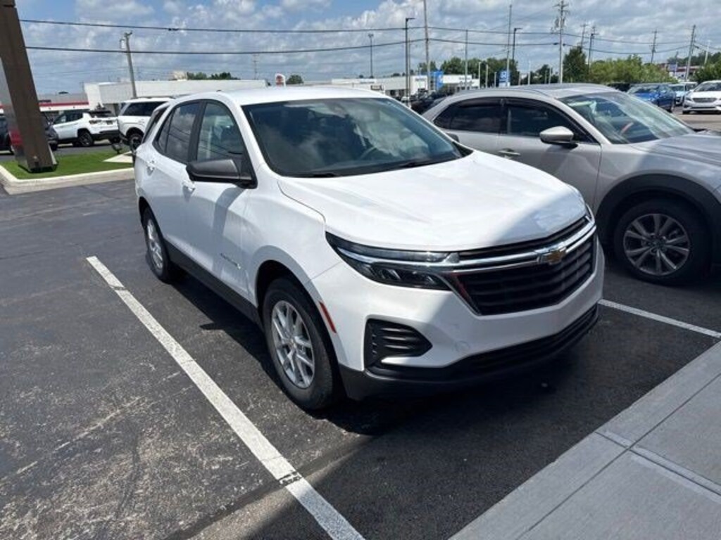Used 2023 Chevrolet Equinox LS w/1LS SUV