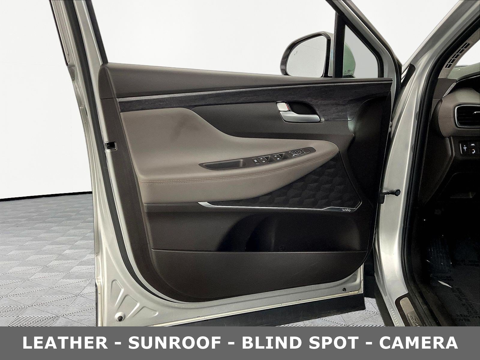 2019 Hyundai Santa Fe Limited - Photo 22