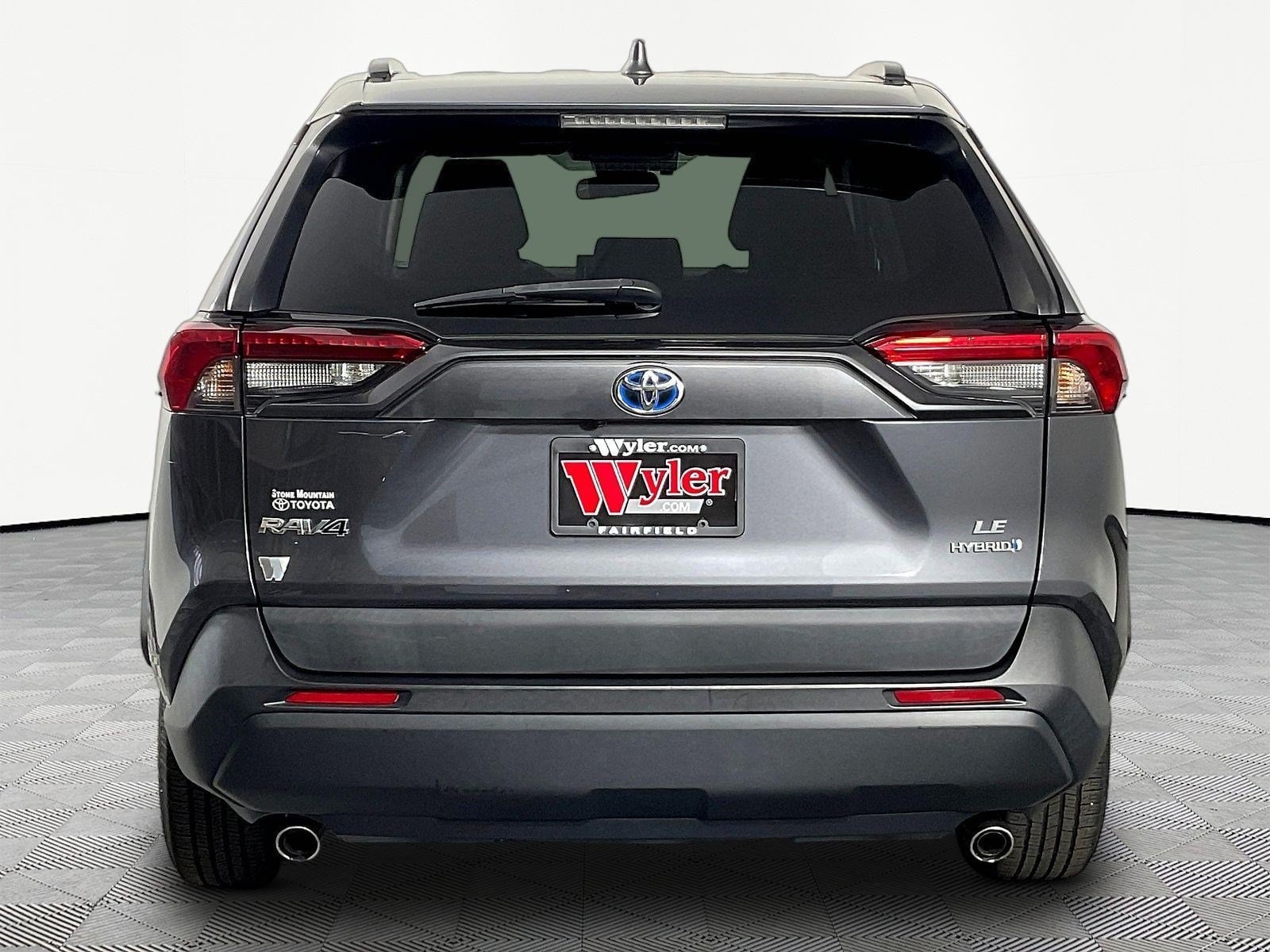 2019 Toyota RAV4 LE - Photo 7
