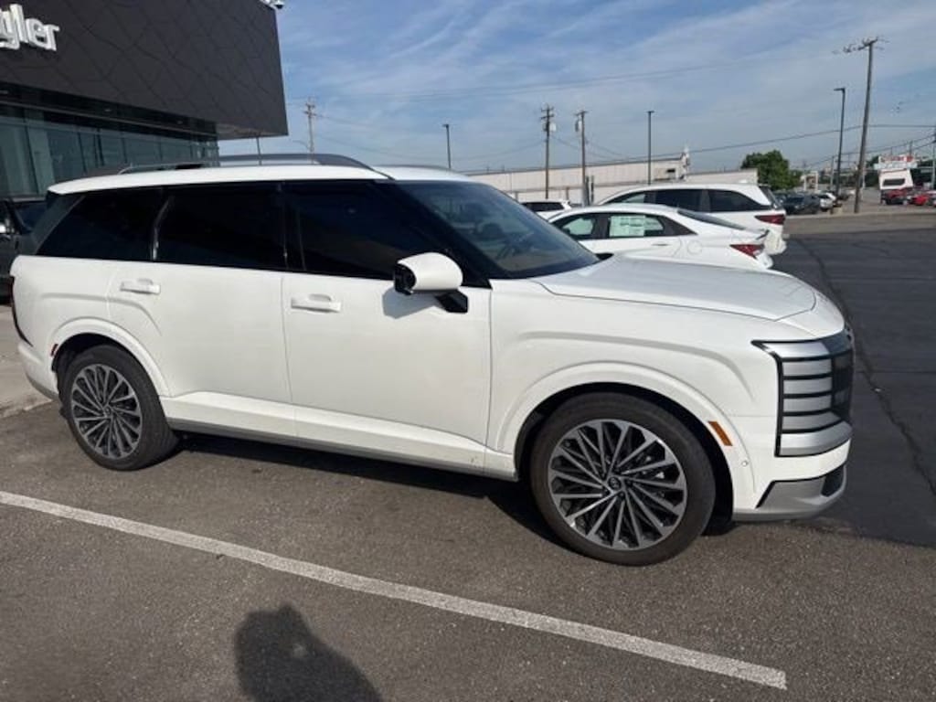 Used 2026 Hyundai Palisade Hybrid Calligraphy SUV
