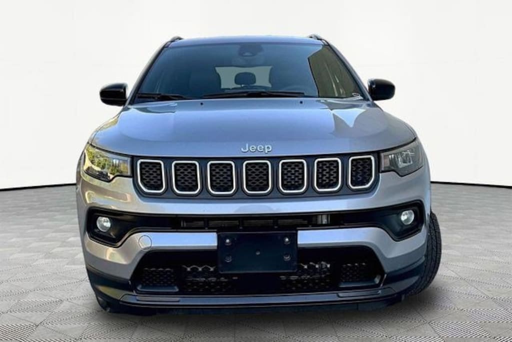 Used 2024 Jeep Compass Limited SUV