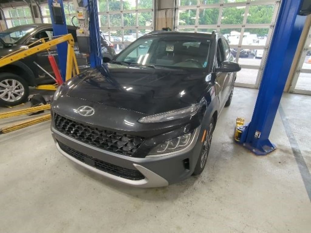 Used 2023 Hyundai Kona Limited SUV