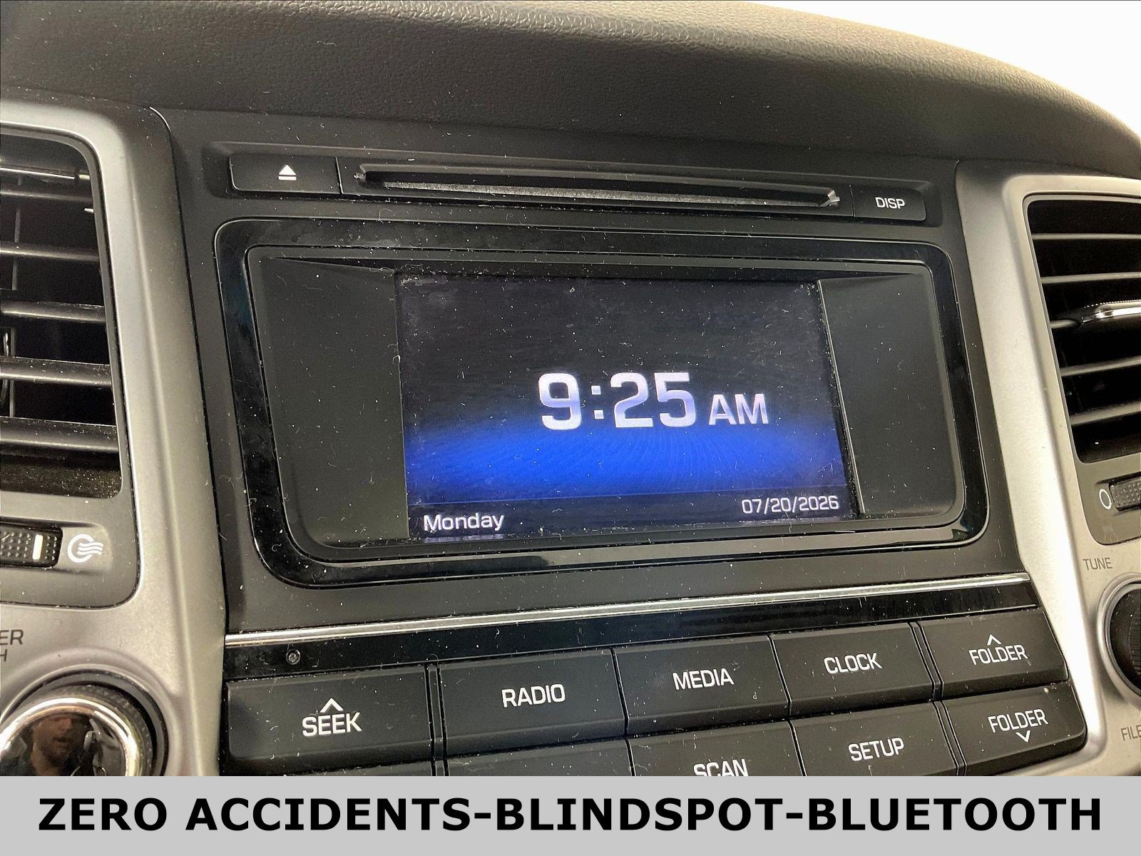 2018 Hyundai Tucson SE - Photo 18