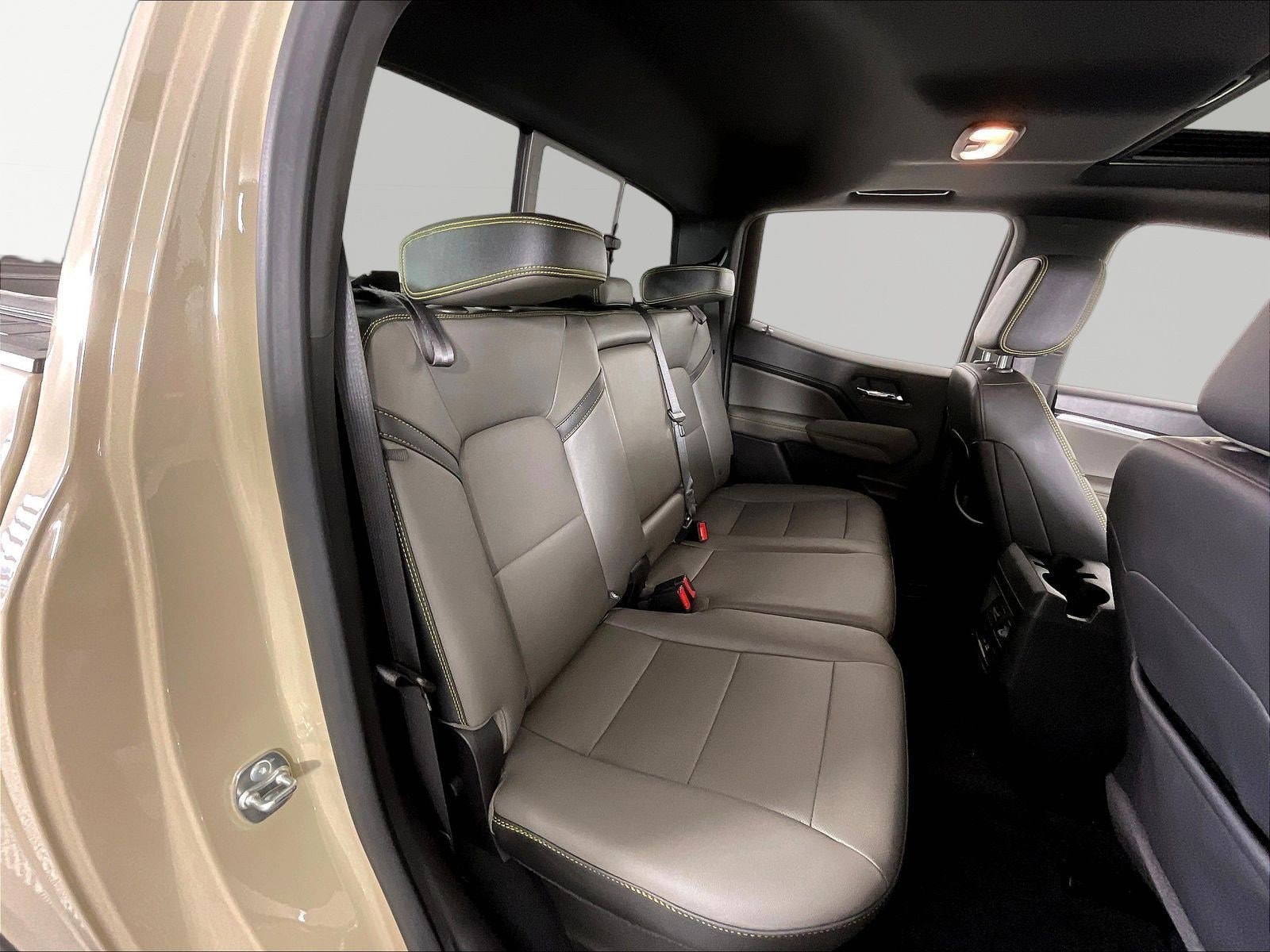 2024 Chevrolet Colorado ZR2 - Photo 24