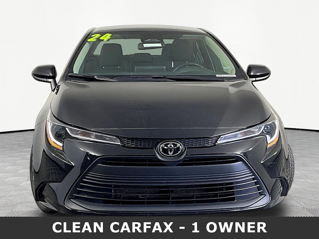 Used 2024 Toyota Corolla LE Sedan