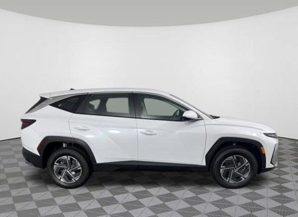 New 2026 Hyundai Tucson Hybrid Blue SUV