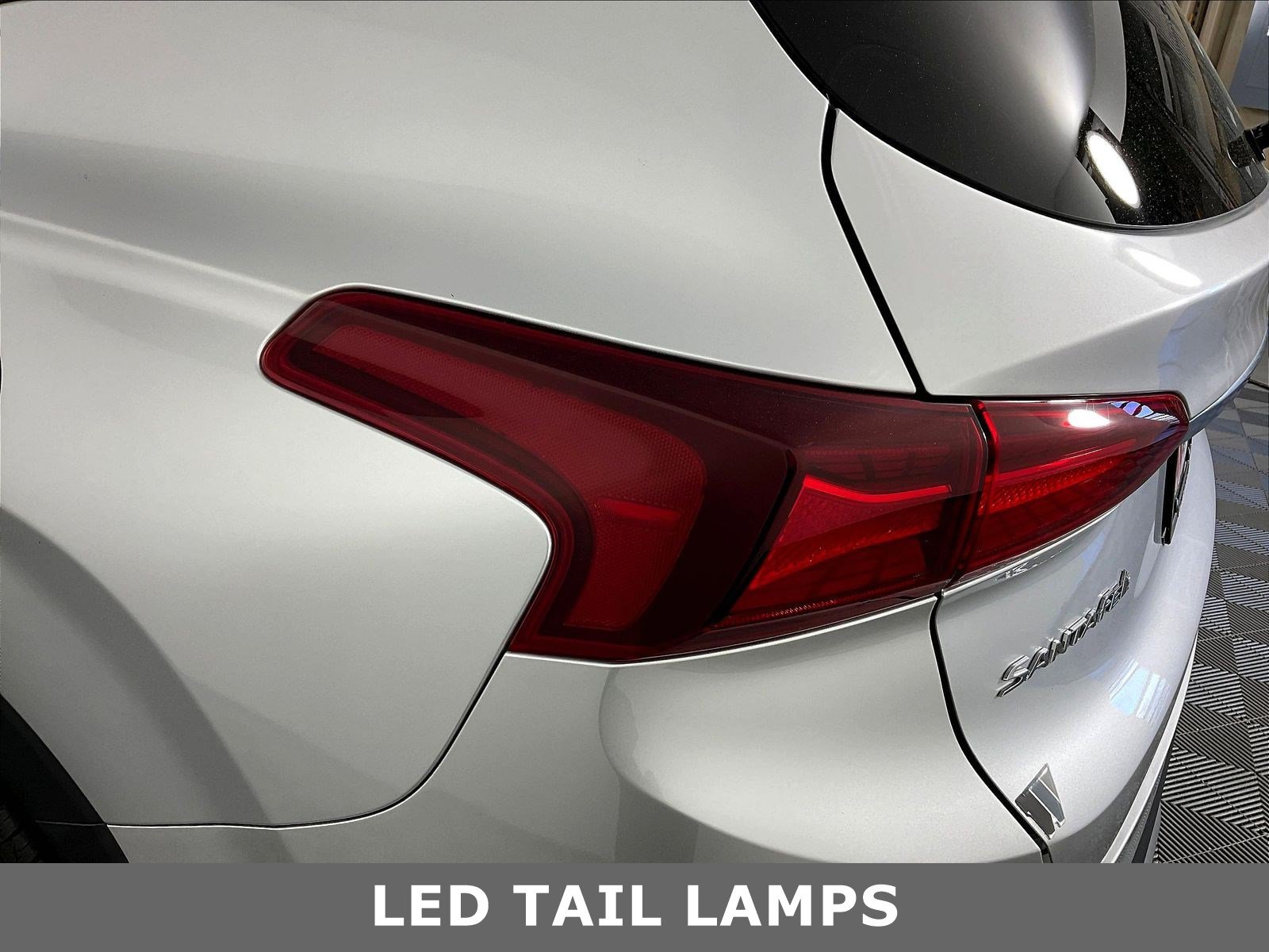 2019 Hyundai Santa Fe Limited - Photo 25