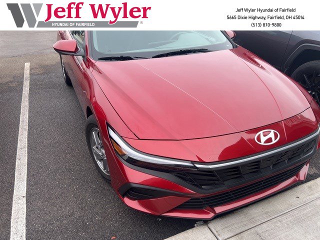 2025 Hyundai Elantra SE