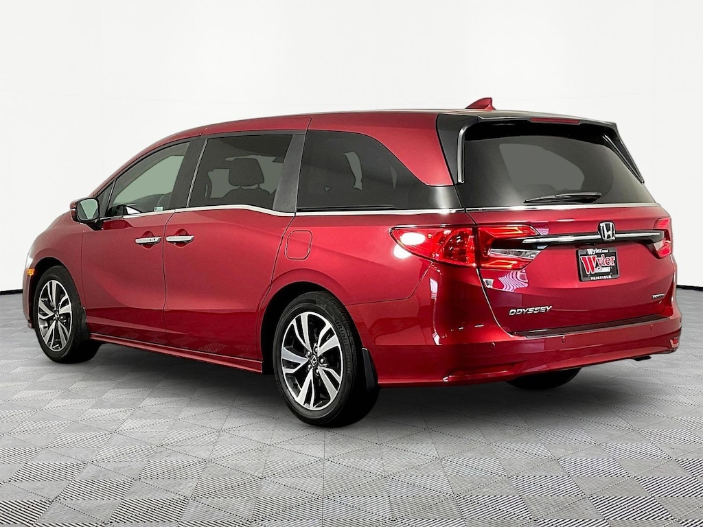 Used 2023 Honda Odyssey Touring Van