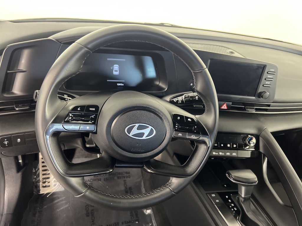 Certified 2025 Hyundai Elantra SEL Sport Sedan